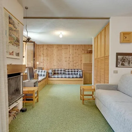 Santa Caterina Isola Apartment *